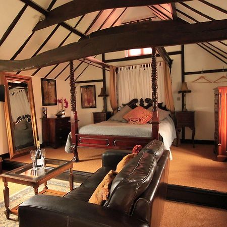 Отель The Hayloft And Stables At Greystones Swinderby Экстерьер фото