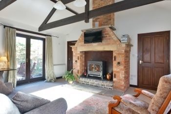 Отель The Hayloft And Stables At Greystones Swinderby Экстерьер фото